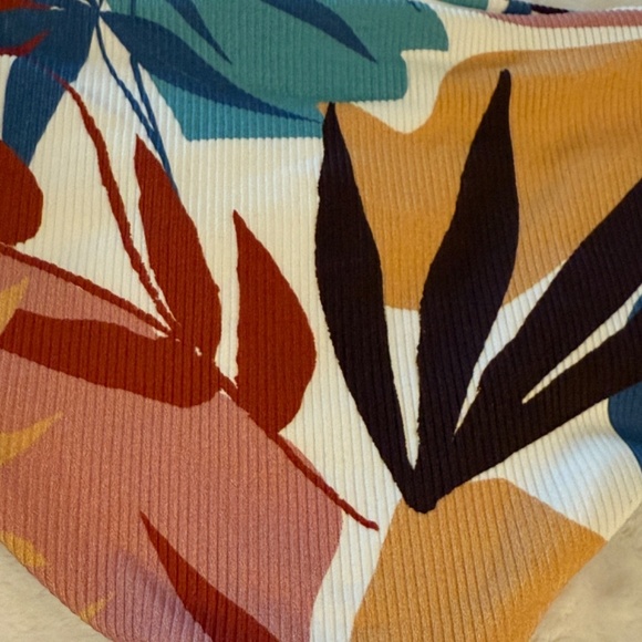 New! SET Vitamin A Demi Luciana bikini Cypress Tropical Print 31355 - Picture 9 of 12